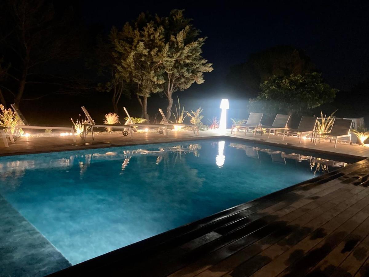 Magnifique Villa De Luxe Au Coeur De La Garrigue Nîmes Buitenkant foto